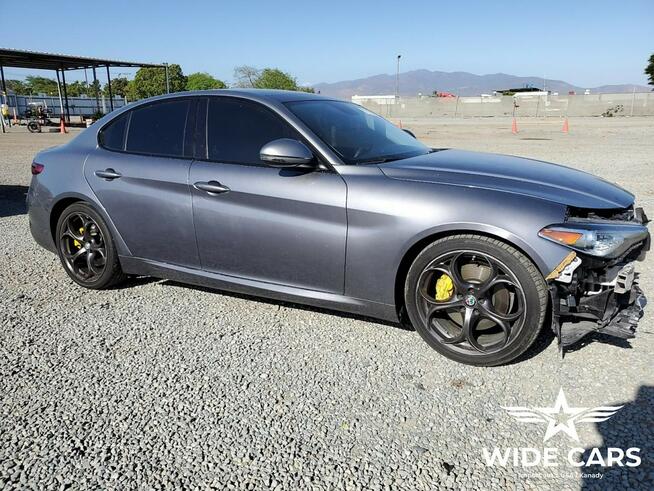Alfa Romeo Giulia TI RWD  Sport  2.0l Sękocin Nowy - zdjęcie 1