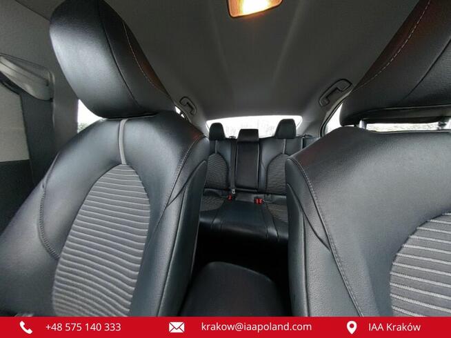 TOYOTA CAMRY SE 2019 / 2.5L / V4 / 206 KM Kraków - zdjęcie 9