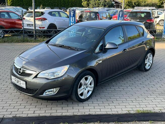 Opel Astra *Benzyna*Niski Przebieg*Gwarancja* Zduńska Wola - zdjęcie 1