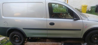 Opel combo c 1.3 cdti cały na części sprzedam