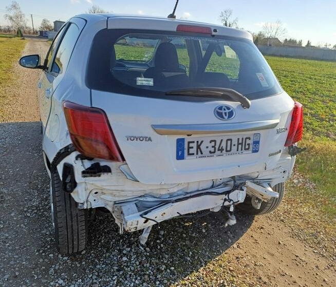 Toyota Yaris 1.5 hybrid   95tys km Pleszew - zdjęcie 10