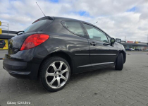 Miejskie autko Sadki - zdjęcie 4