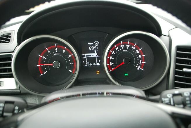 SsangYong XLV Przebieg 32000km. Zarejestrowany w Polsce. Słupsk - zdjęcie 5