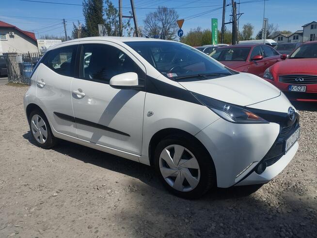 TOYOTA AYGO SALON POLSKA PRZEBIEG 28TYS.KM Warszawa - zdjęcie 2