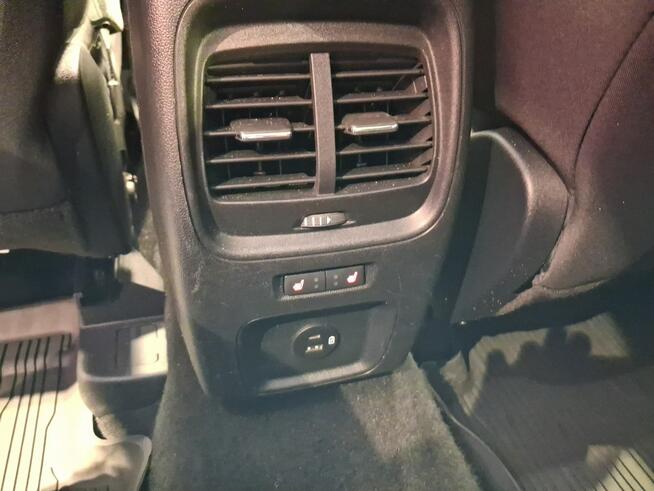 Ford Kuga VAT 23% Titanium 1.5EB 150KM M6 2022 r., salon PL, HAK Swarzędz - zdjęcie 11