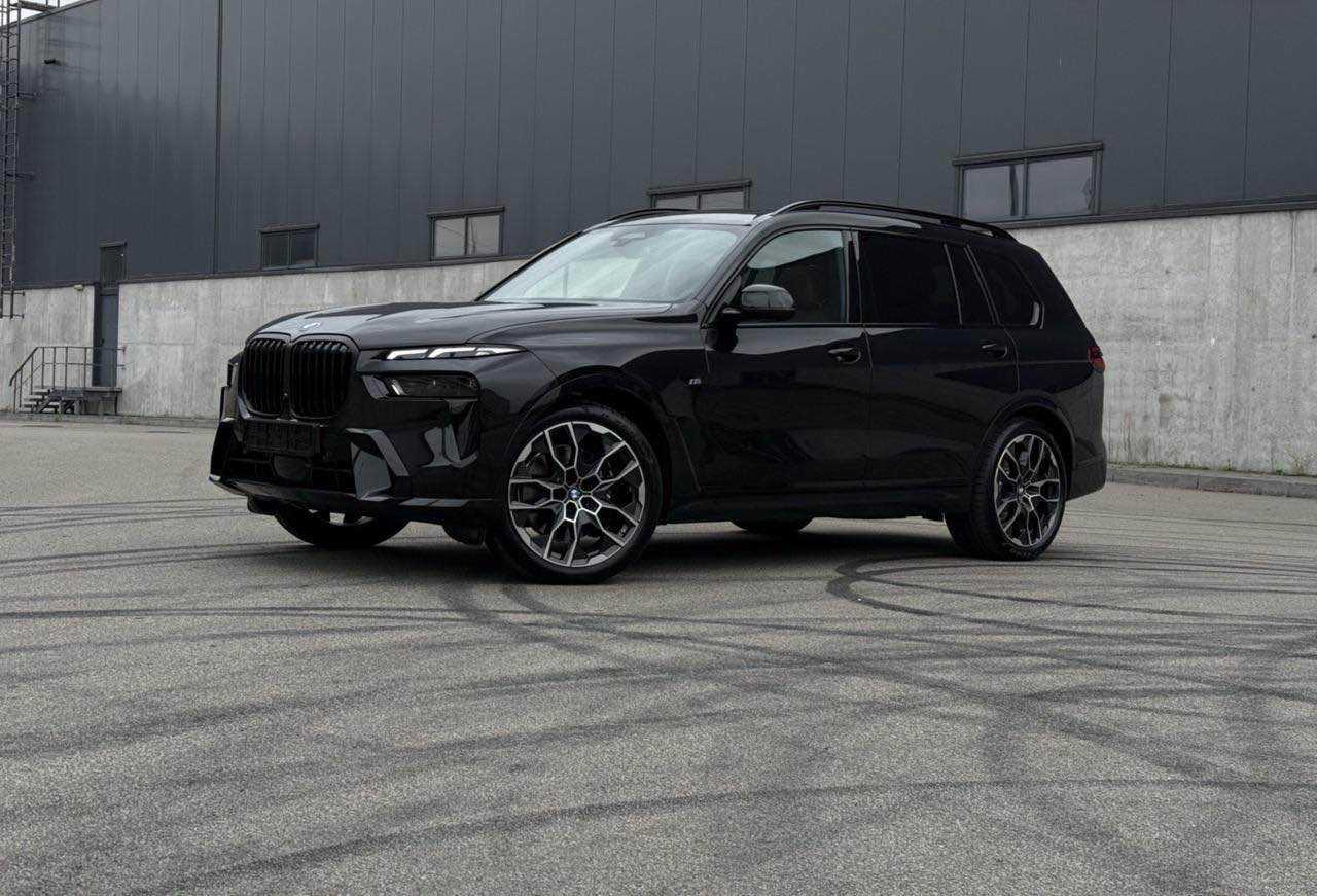 BMW X7 xDrive40d M Sport 2025 | 13 900 km | Idealny stan Praga-Południe - zdjęcie 4