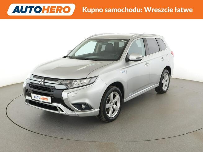 Mitsubishi Outlander 224KM PHEV 4x4 alcantara kamera tempomat Warszawa - zdjęcie 1