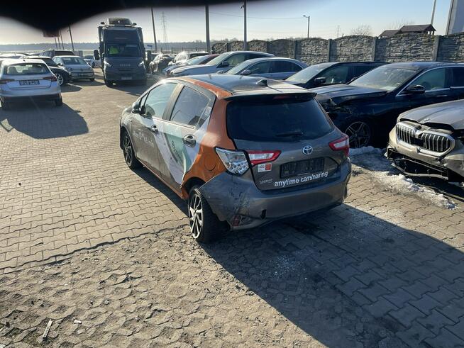 Toyota Yaris Selection Automat Hybryda Klimatronik Kamera Gliwice - zdjęcie 7