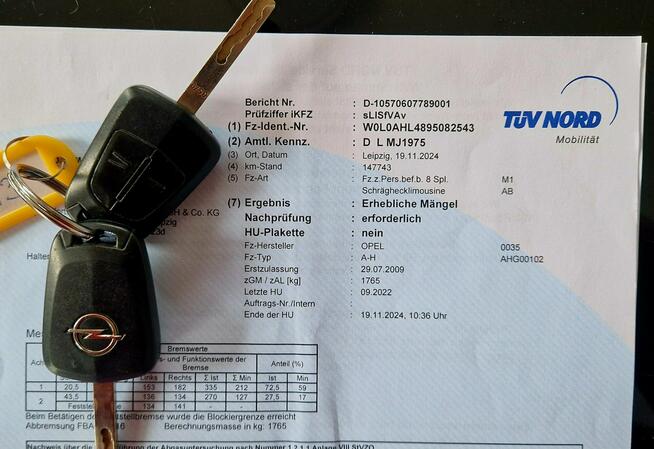 Opel Astra Śliczny Kolor! Błękitna! 1.6 Niski przebieg Zamiana też Zduńska Wola - zdjęcie 9