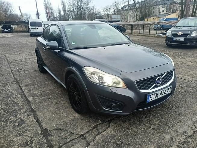 Volvo C30 bardzo zadbane, niski przebieg, jeden właściciel Tomaszów Mazowiecki - zdjęcie 12