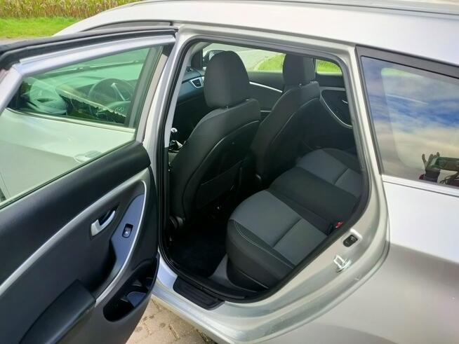 Hyundai i30 1.6 CRDI kamera nawigacja tempomat opłacony Burzenin - zdjęcie 12