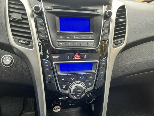 Hyundai i30 bezwypadkowy Polski salon instalacja gazowa Słupsk - zdjęcie 10