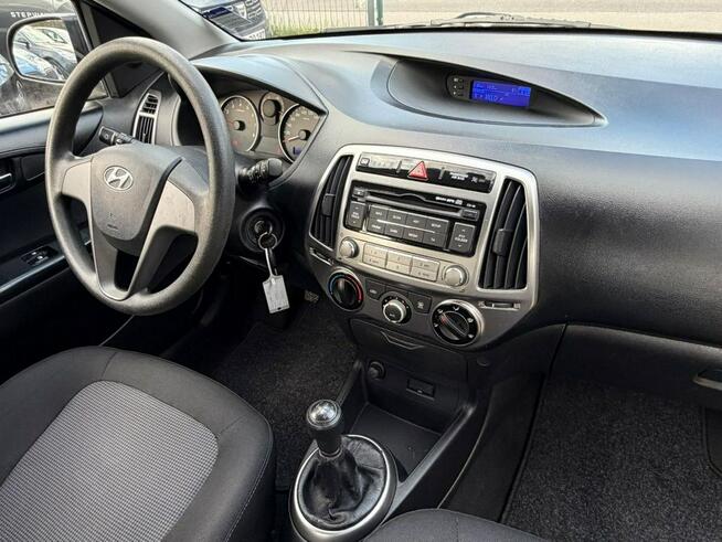 Hyundai i20 * Tylko 83 Tyś KM * Benzyna 1.2 Zwykły * KLIMA * Ruda Śląska - zdjęcie 9