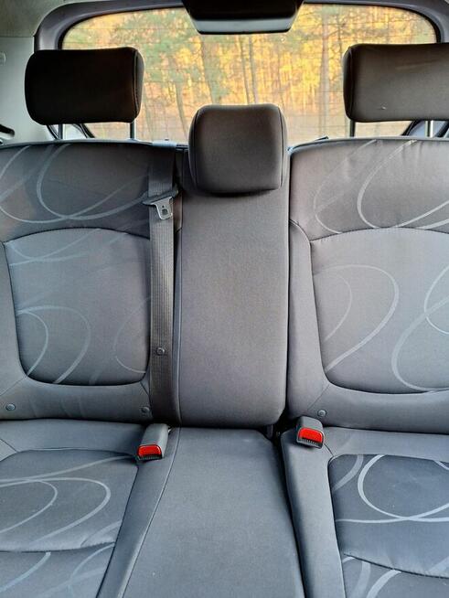 Sprzedam samochód osobowy Karniowice - zdjęcie 11