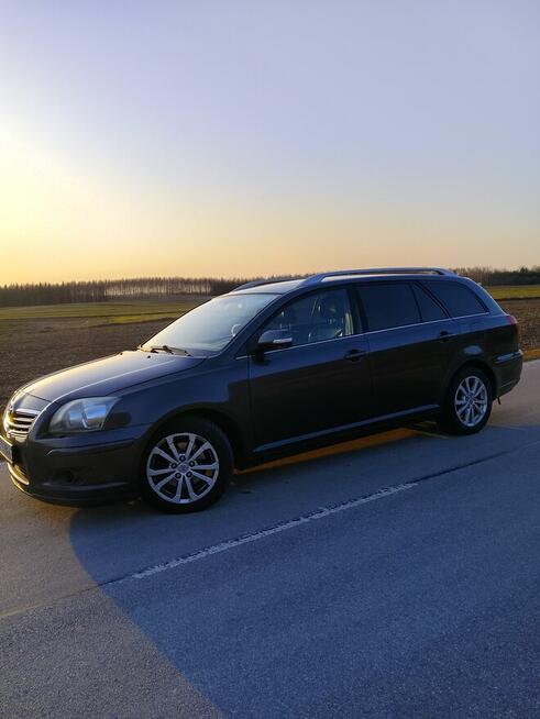 Avensis 2.2 D4D D-Cat 177km Chełm - zdjęcie 1
