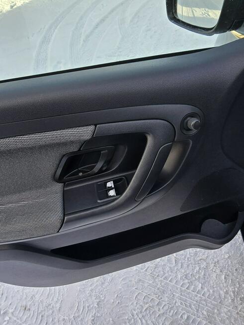 Škoda Fabia 1,2Turbo Benz. Serwis.Klima.Hak,Centralka,kredyt.Okazja Kutno - zdjęcie 12