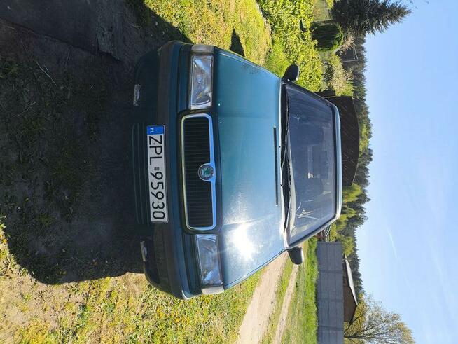 Skoda Felicia 1.3 MPI mały przebieg Police - zdjęcie 8