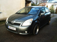 samochód osobowy Toyota Corolla Verso