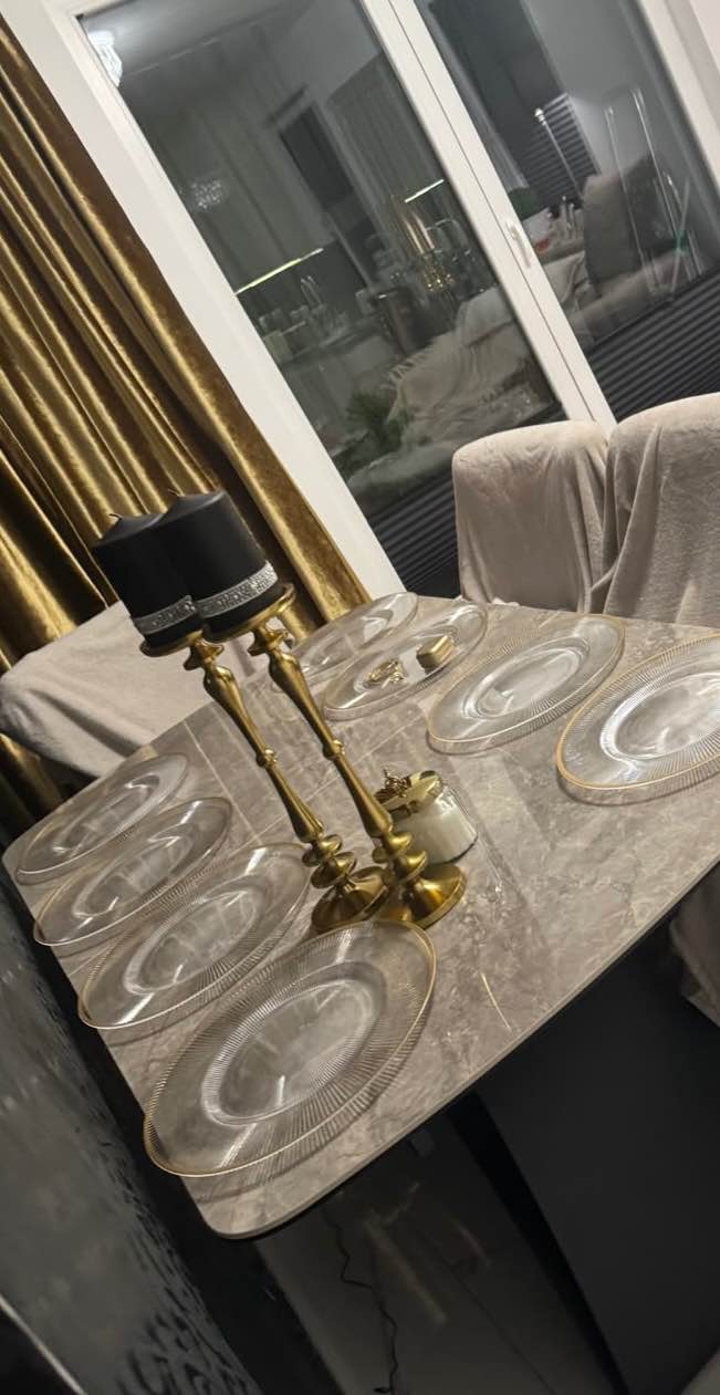 Elegancki stół ze spieku kwarcowego – jak nowy! Białołęka - zdjęcie 4