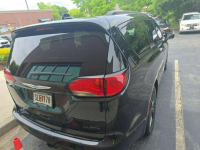 Chrysler Pacifica LIMITED S / niski przebieg / mała szkoda Warszawa - zdjęcie 4