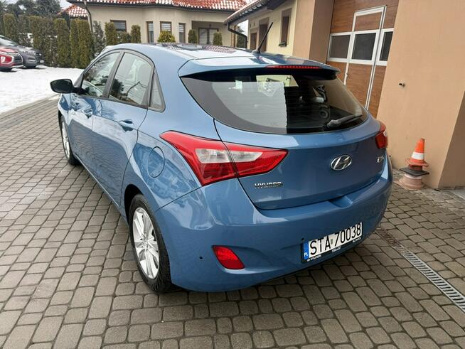 Hyundai i30 1,4 99KM + LPG  Klimatronik  Serwis  Koła lato+zima Orzech - zdjęcie 9
