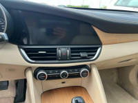 ALFA ROMEO Giulia 2.2 JTD 180 Lusso Q4 ET714 Rzeszów - zdjęcie 7