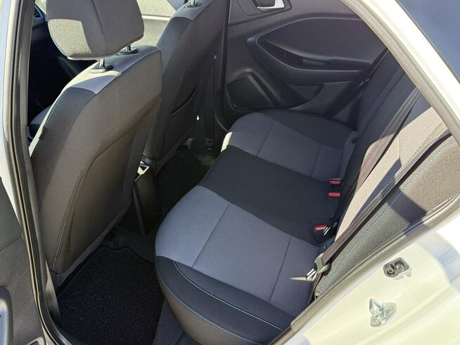 Hyundai i20 *PASSION*super stan*nowy rozrząd*z Niemiec* Dąbrowa - zdjęcie 7