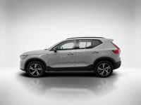 Volvo XC 40 B3 Plus Dark aut ! Z Polskiego Salonu ! Faktura Vat ! Warszawa - zdjęcie 2