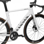 2025 Canyon Aeroad CF SLX 7 AXS Road Bike (INDORACYCLES) Bycz - zdjęcie 2