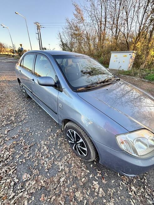 Toyota Corolla 2002 1.4 sedan Zielona Góra - zdjęcie 7