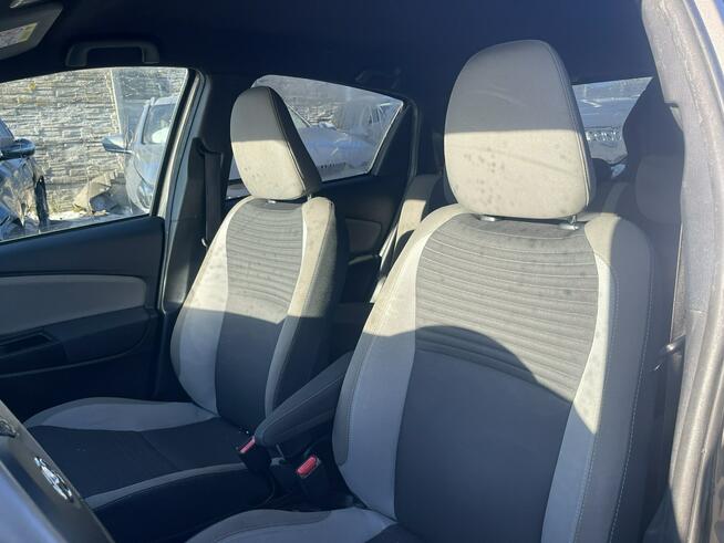 Toyota Yaris Selection Automat Hybryda Klimatronik Kamera Gliwice - zdjęcie 10