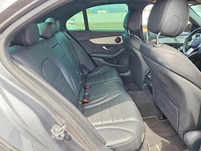 Mercedes C 300 4Matic / pakiet AMG / niski przebieg Częstochowa - zdjęcie 10
