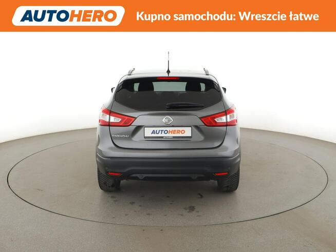 Nissan Qashqai navi kamery 360 panorama auto klima manual Warszawa - zdjęcie 6