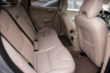 Volvo XC 60 R-Design AWD 2.4d D5 185KM 4x4 ! Super Stan ! Opłacone ! Zwoleń - zdjęcie 8