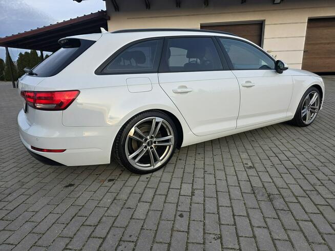 Audi A4 2.0 150PS Navi Xenon LED El.Klapa Alusy 19 Ambiente Gwarancja Gniezno - zdjęcie 2