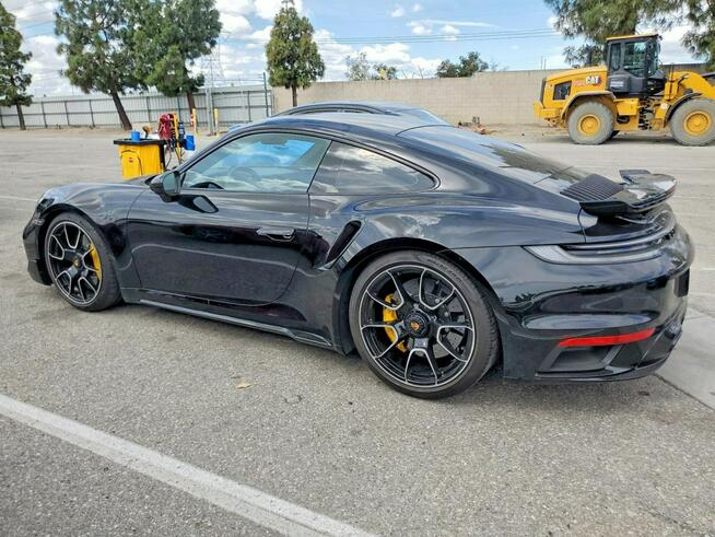 PORSCHE 911 TURBO S / AWD / niski przebieg Tarnów - zdjęcie 4