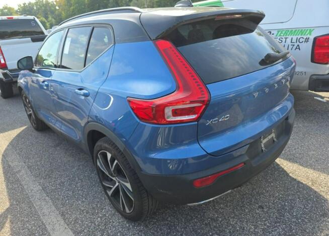 Volvo XC 40 R-Design / AWD / T5 / niski przebieg Chwaszczyno - zdjęcie 6