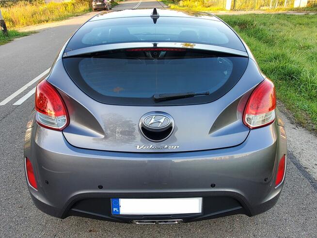 Hyundai Veloster 1.6 z Polskiego Salonu Rzeszów - zdjęcie 5