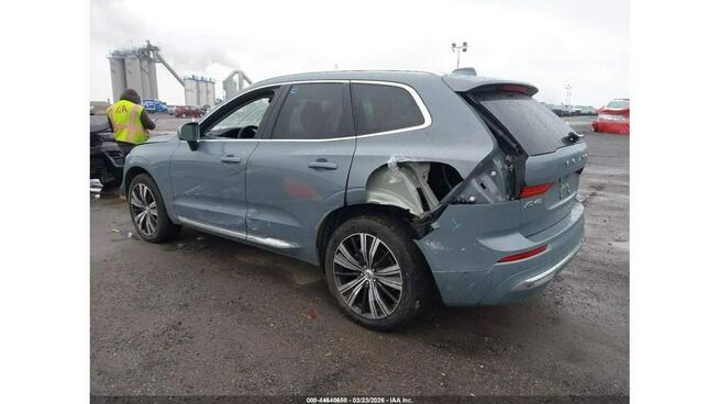 Volvo XC 60 / 4x4 / bogata wersja / niski przebieg / Tarnów - zdjęcie 7