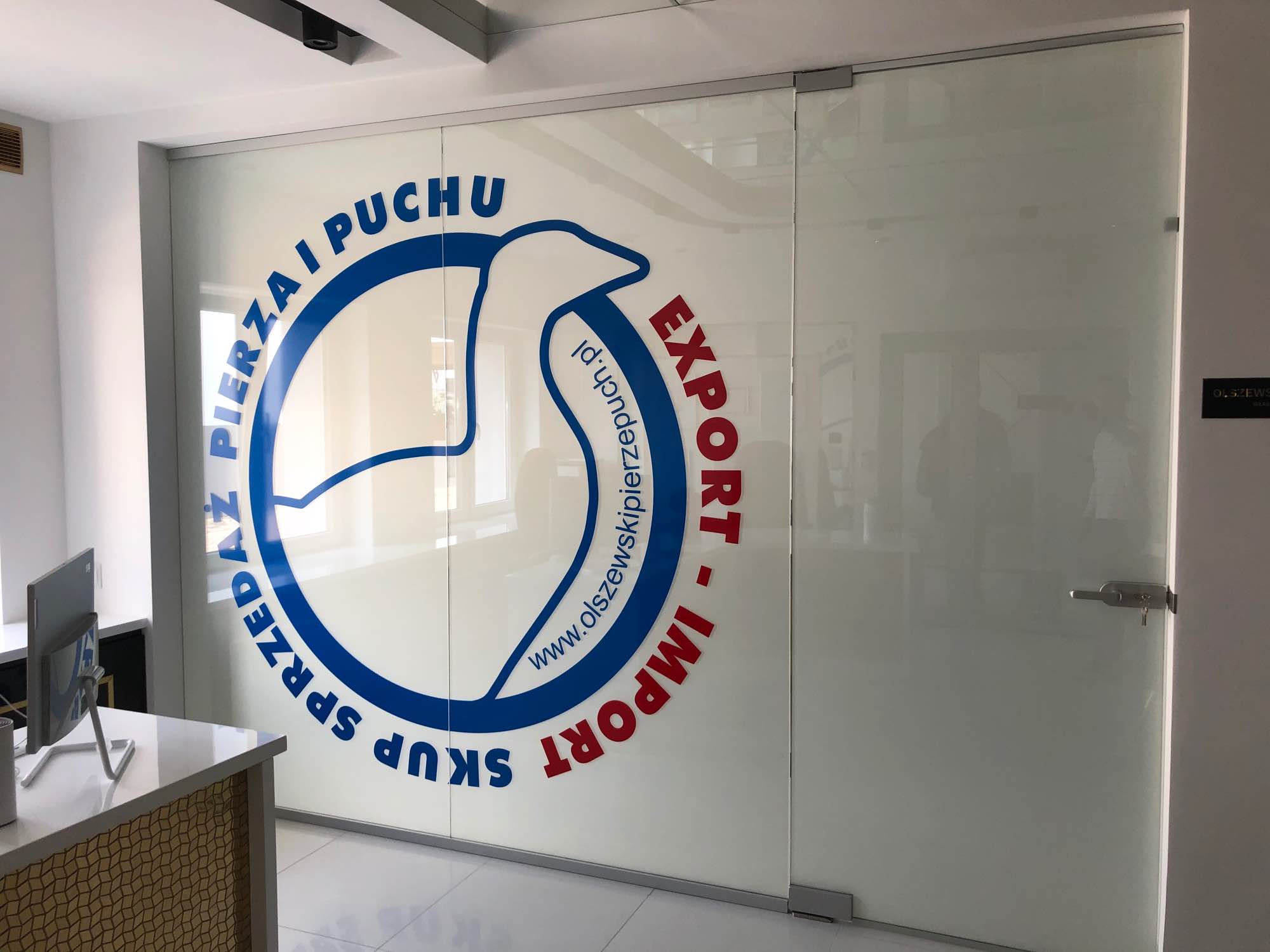 Ścianki szklane z folią inteligentną na pilota Kalisz - zdjęcie 4