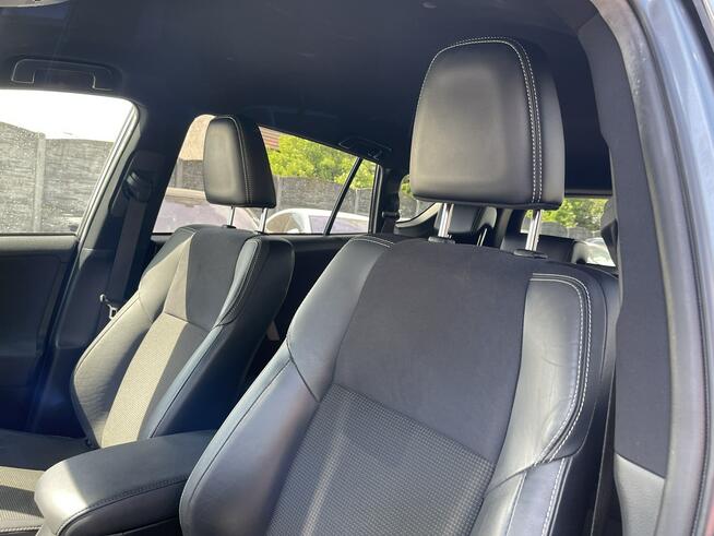 Toyota RAV-4 Executive Hybryda 4x4 Skóra Kamera Podgrzewanie 197KM Gliwice - zdjęcie 11