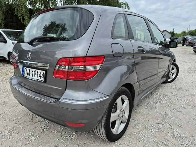 Mercedes B 180 Automat* Avangarda* Stan idealny Bydgoszcz - zdjęcie 2