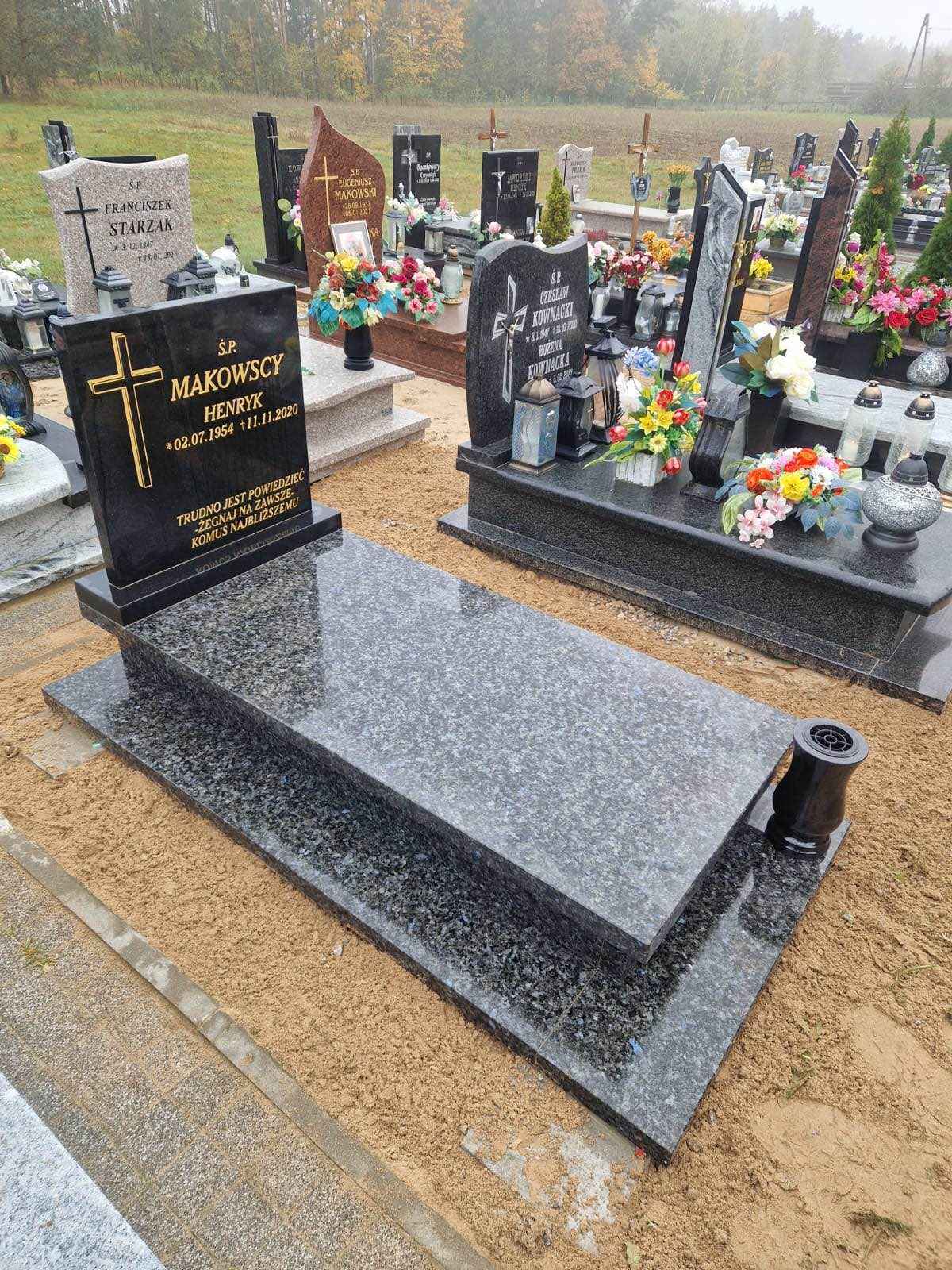Nagrobki granitowe pomniki Żołędowo - zdjęcie 3