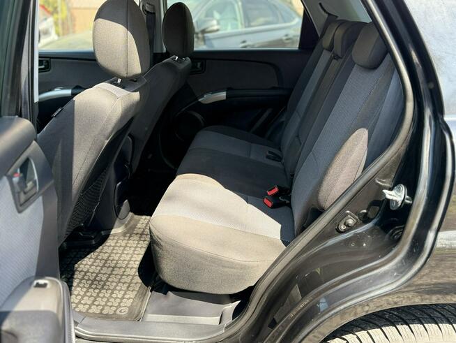 Kia Sportage 2.0i lpg klimatyzacja hak 4x4 bez rdzy Łodygowice - zdjęcie 6