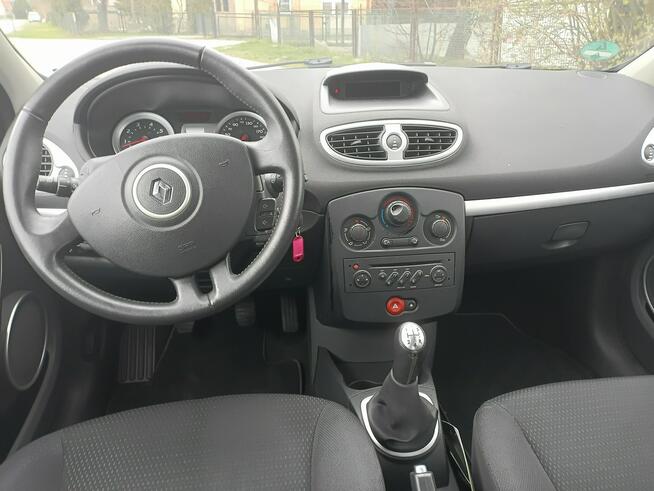 Ładne Clio Benzyna klima super stan Policzna - zdjęcie 10