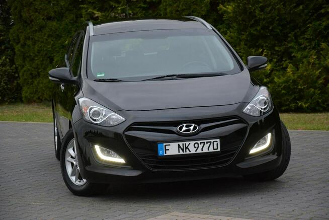Hyundai i30 Ledy Klimatronic Parktronic grzane fotele Hak z Niemiec Ostrów Mazowiecka - zdjęcie 7