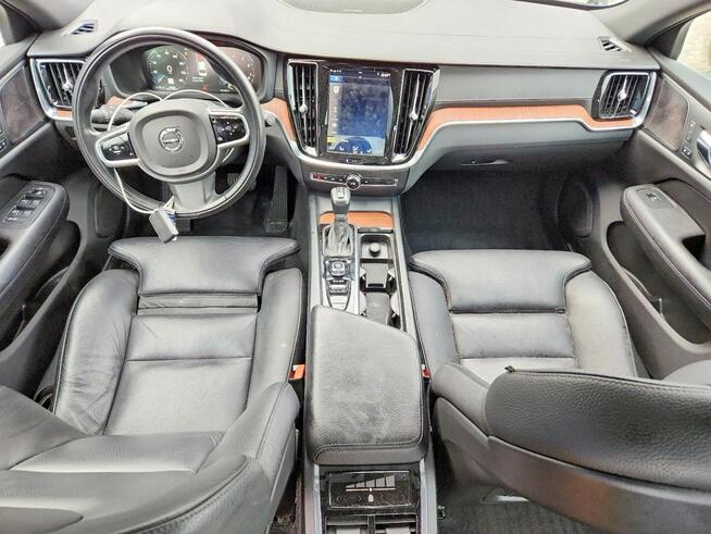Volvo S60 INSCRIPTION / AWD / T5 / niski przebieg Tarnów - zdjęcie 8
