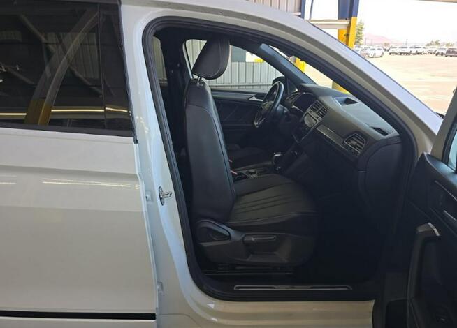 Volkswagen Tiguan R-LINE BLACK / AWD / niski przebieg Białystok - zdjęcie 10