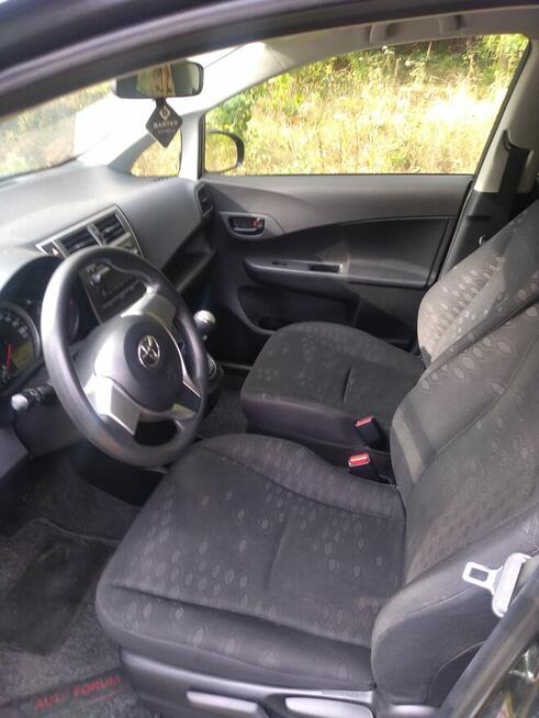 Toyota Verso S 2011 pierwszy właściciel Orginał 1,4 diesel Rokiciny - zdjęcie 1