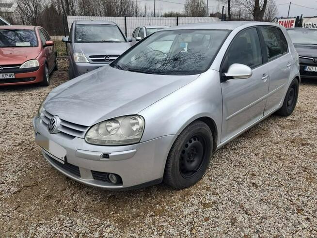 2.0 TDI fajny srebrny Golfik Fasty - zdjęcie 2